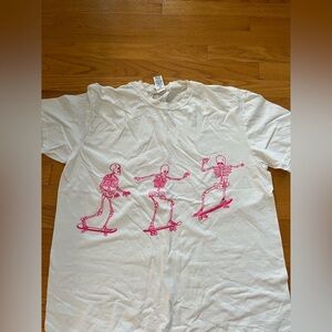 URBAN OUTFITTERS hot pink skeleton skater t-shirt